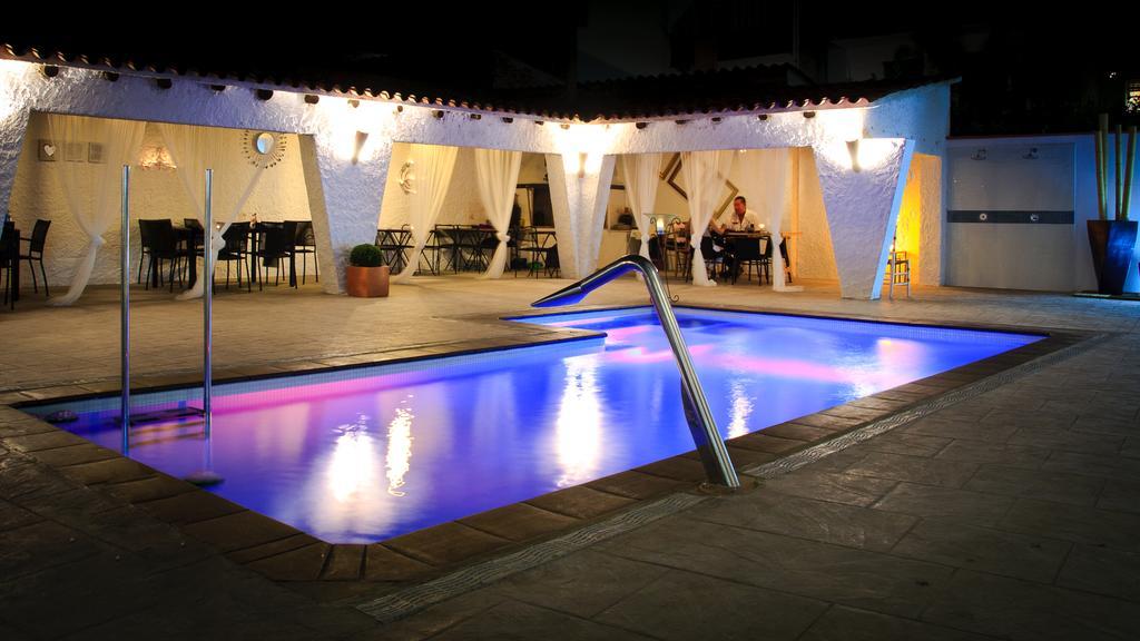 Hotel Salome Calafell Exteriér fotografie